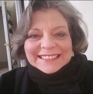 Meet your Posher, Paula